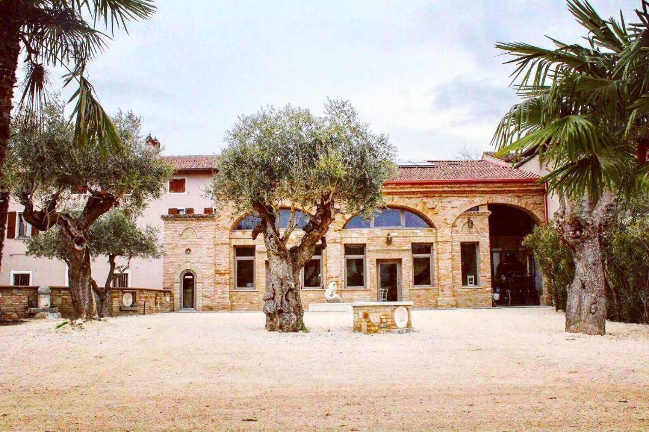 Agriturismo Le Fontanelle Da Valente Montichiari Extérieur photo